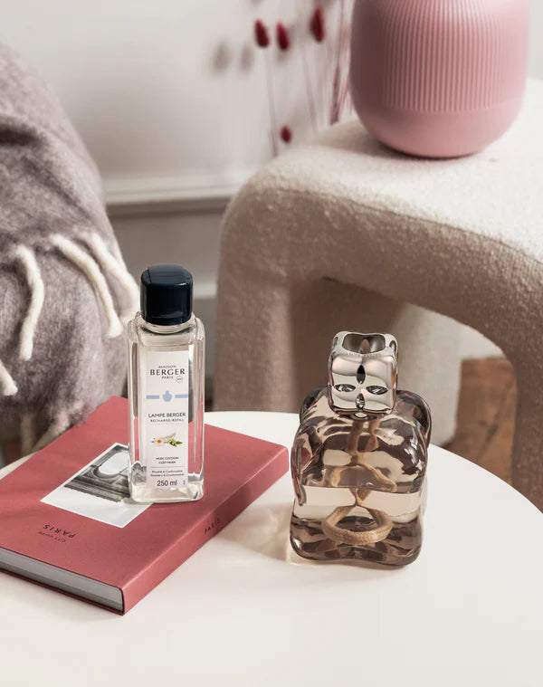 LÁMPARA CATALÍTICA COSY MARRÓN - Aroma floral y limpio