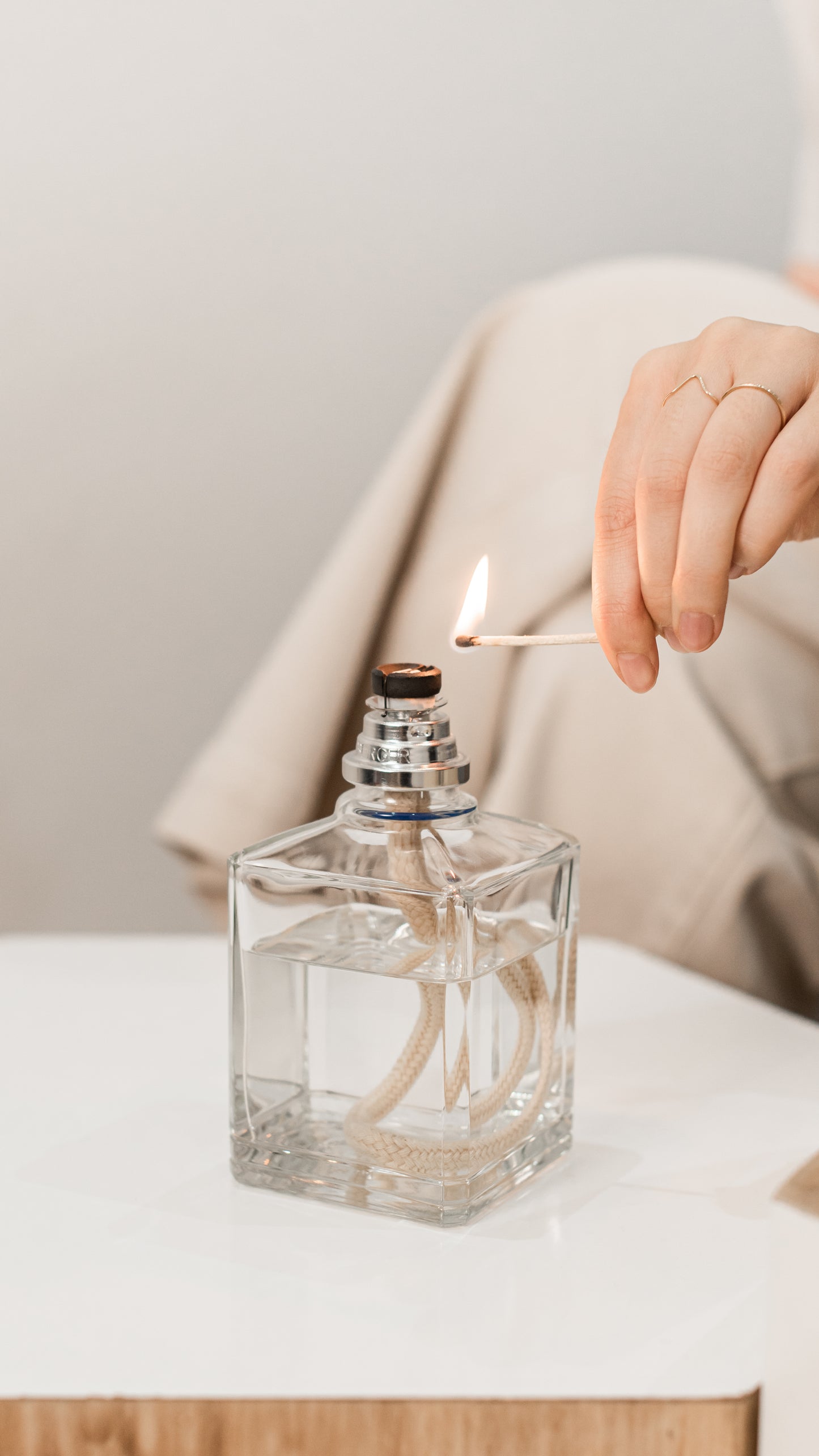 LÁMPARA CATALÍTICA BERGER ESENCIAL- Aroma limpio y floral