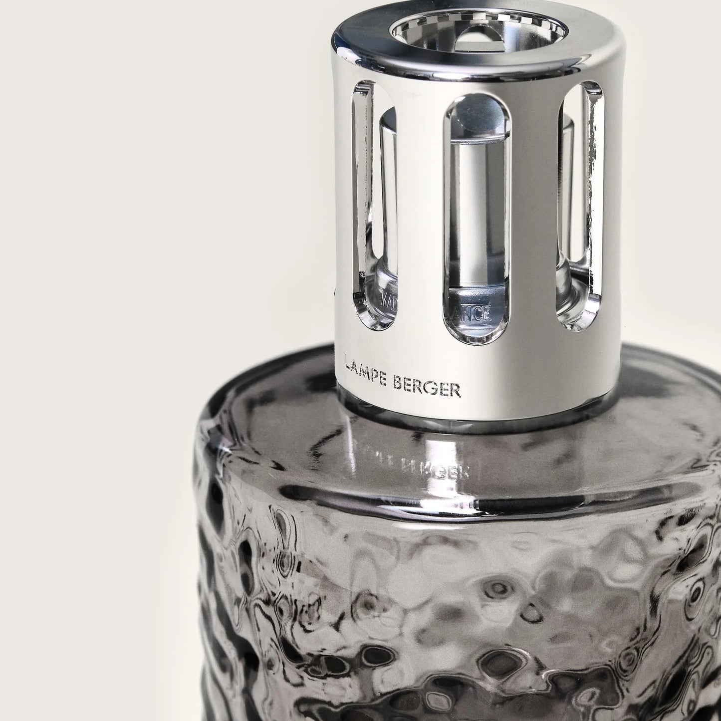 LAMPE BERGER MIRAGE NOIRE- Aroma vainilla y cítrico