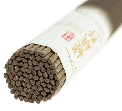 Incienso Tokusen Sagano - Agar y Sándalo (Meditación profunda)- 70 barritas